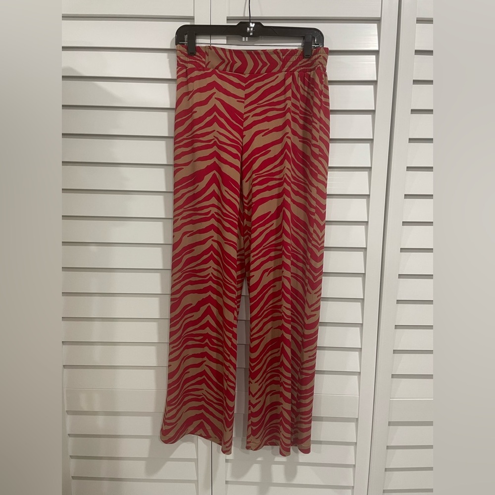 Inman pants size medium